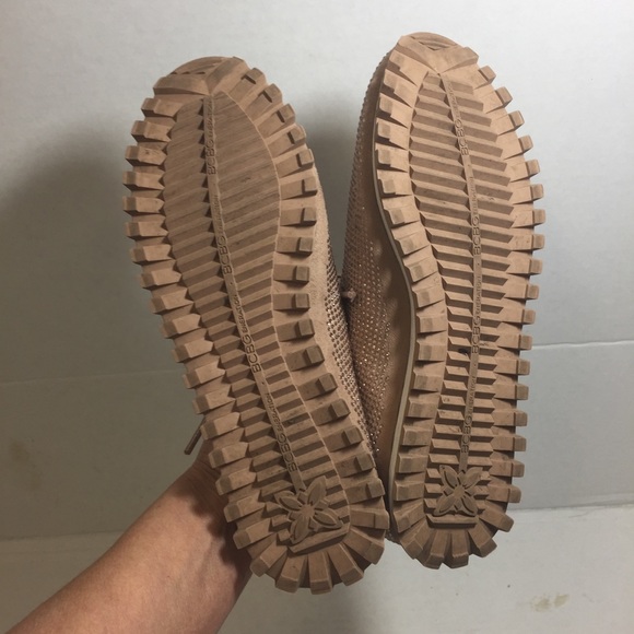 BCBGeneration Lynn Pin Stud Bling Sock Style Low Top Sneakers Tan Rose G… - Picture 9 of 12